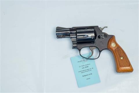 Smith & Wesson Mod. 37, .38 Special, #713J79, § B