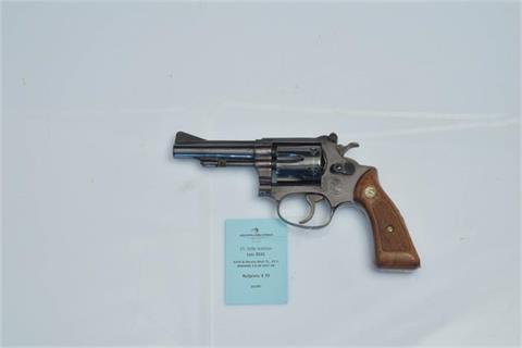 Smith & Wesson Mod. 51, .22 Magnum, #M64600, § B (W 3637-16)