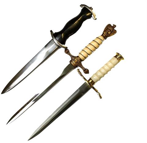 Dagger bundle lot (replicas) of 3 items