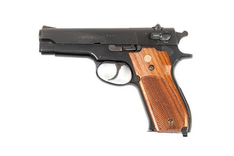 Smith & Wesson Mod. 39, 9 mm Luger, #A581252, § B Zub