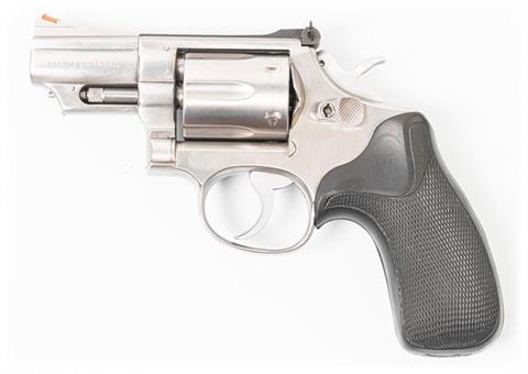 Smith & Wesson, model 66 1, .38 Spl, #32K5969, §B accessories