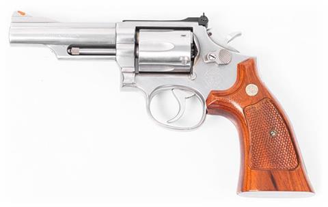 Smith & Wesson model 66 2, .357 Mag. #AEC7069, § B