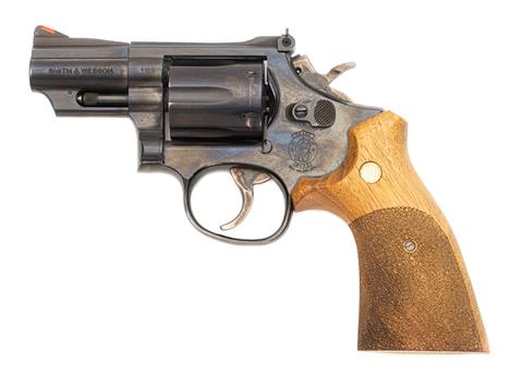 Smith & Wesson model 19-6, .357 Mag., #BEA4006, § B accessories
