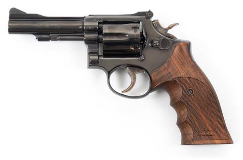 Smith & Wesson model 15-3, .38 Spl, #8K13273, § B