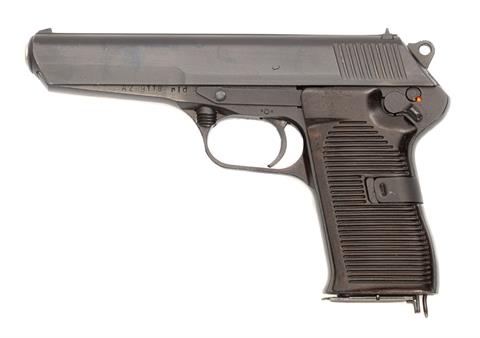 CZ 52,  7,62 mm Tokarev  with exchangeable barrel 9 mm Luger, #AZ9118,, §B accessories