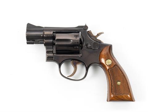 Smith & Wesson, model 15-3, .38 Spl, #1K24703, § B accessories
