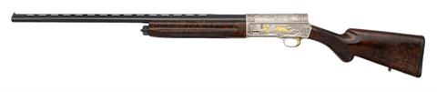 semi-auto shotgun FN Browning Gold Classic Auto 5 No.325 "1 of 500"  cal. 12/70 serial #211GC325