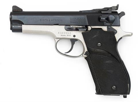Pistole Smith & Wesson Mod. 39-2  Kal. 9 mm Luger #A322063 § B (S180971)