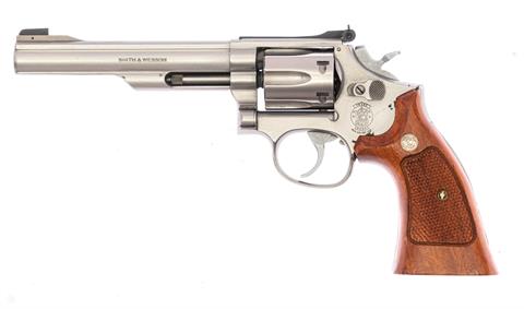 Revolver Smith & Wesson Mod. 617  Kal. 22 long rifle #BFM6933 § B (S225351)