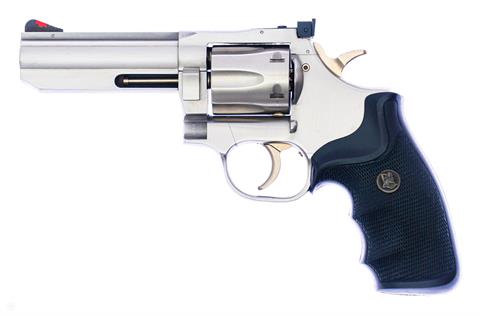 revolver Dan Wesson  cal. 357 Magnum #S006653 § B (W 2831-22)