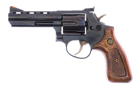 Revolver Taurus   cal.  357 Magnum #NA900170 § B (V03)