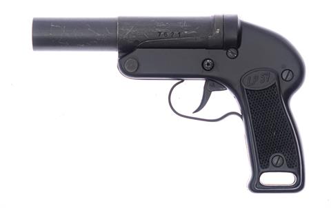 Signal pistol LP57, Ferlach gunsmith cooperative, cal. 4, #7621 § free from 18 +ACC