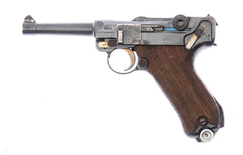 Parabellum P08 pistol manufactured in Erfurt Cal. 9 mm Luger #5845 § B (W 3513-22)